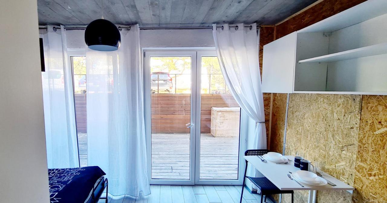 Sub Hel. Budzetowe Pokoje W Domu Z Basenem. Wokol Domu Tylko Natura. Balkon Zbyteczny. Exterior photo