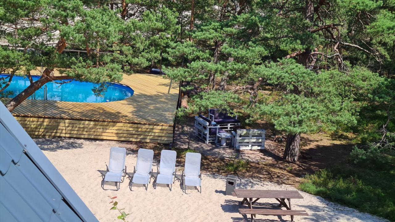 Sub Hel. Budzetowe Pokoje W Domu Z Basenem. Wokol Domu Tylko Natura. Balkon Zbyteczny. Exterior photo